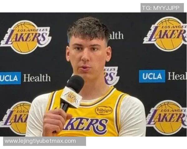 拉拉维亚回忆首次接詹姆斯传球时刻感慨从小就是他的忠实球迷